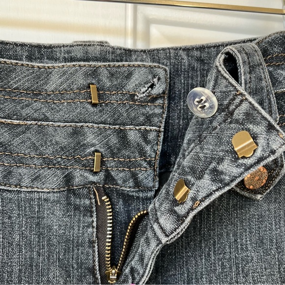 •One One Three• Cropped Length Jeans - Size 8 - Picture 4 of 9